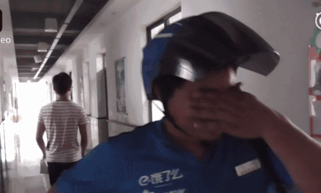 玩球资讯：有一张500万的彩票，都养不起家的80后爸爸