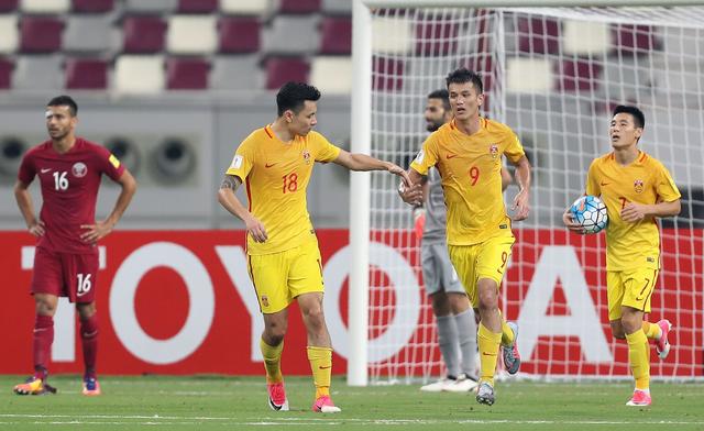 玩球头条：国足2-1卡塔尔仍无缘世界杯 郑智染红武磊绝杀