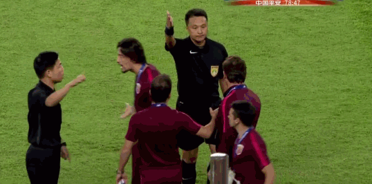 玩球赛报：上港1-0送国安4轮不胜 奥斯卡制胜博阿斯遭驱逐