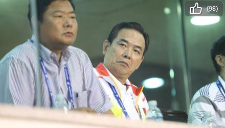 媒评：谷底还在后面，土地财政毁国足 