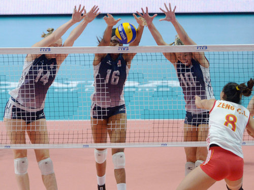 玩球赛报：女排世锦赛中国1-3美国 郎平率队时隔16年再摘银
