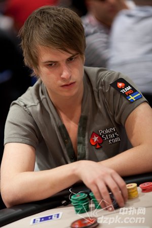 扑克新闻：线上扑克报告Viktor Blom收获26.1万巨额奖池