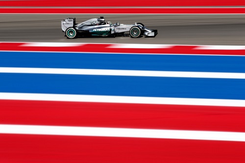 赛事战报：F1美国站第2次练习：汉密尔顿再夺最快 阿隆索第3