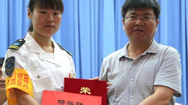 玩球网报：济南公交劫案背后是畸形彩票文化？