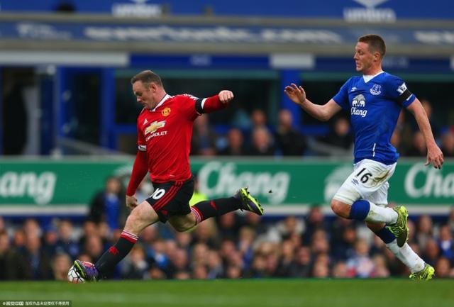 玩球赛报：英超-曼联3-0胜埃弗顿 鲁尼破门埃雷拉传射