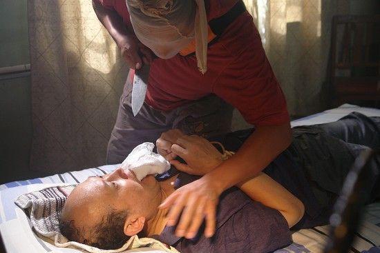 玩球网报：无业男子中大奖引杀身之祸，被好友捅20刀抛尸荒外