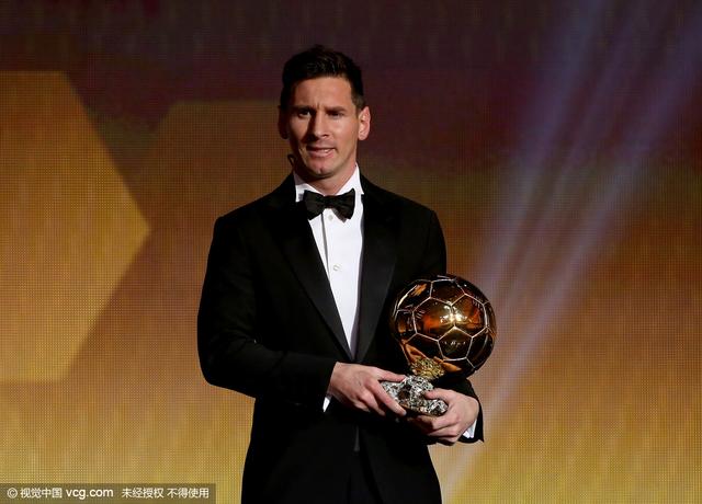 玩球网报：梅西第5次获得FIFA金球奖 得票远超C罗内马尔