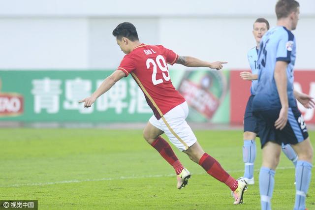 玩球赛报：恒大1-0悉尼双线6连胜 郜林建功于汉超失空门