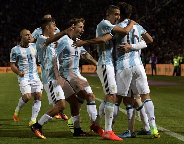 玩球头条：FIFA排名 阿根廷榜首巴西第4 国足亚洲第8
