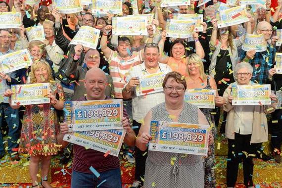 海外博彩：英国邮编彩票开出大奖 254名邻居瓜分300万英镑