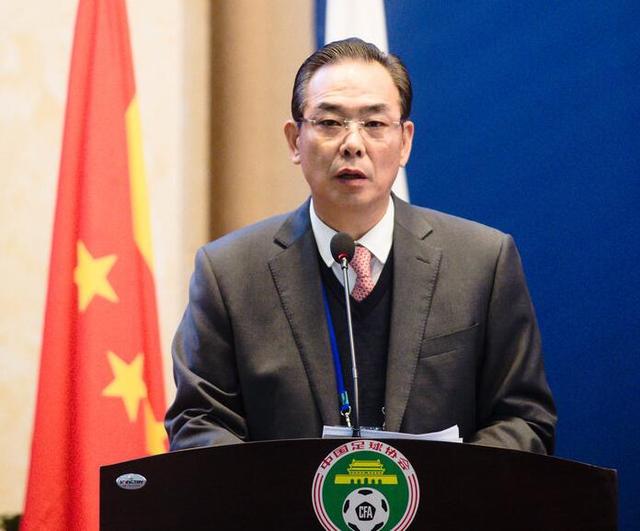 玩球头条：足协拜年 愿中国足球新一年雄赳赳气昂昂前进