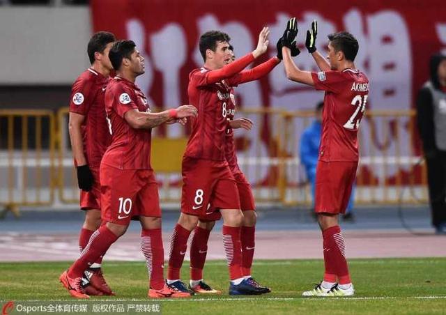 玩球赛报：上港3-0素可泰晋级正赛 奥斯卡处子球埃神建功