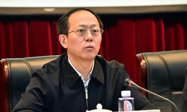 玩球资讯：总局局长 足球改革是榜样 但中超用钱买繁荣