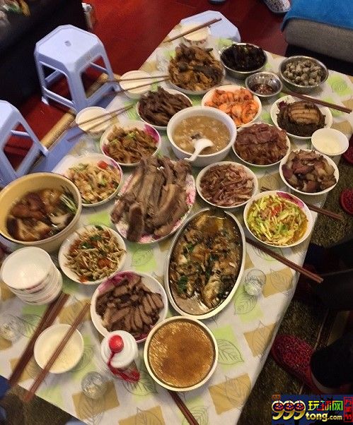 玩球网报：晒年饭+贵州+除夕团圆夜 