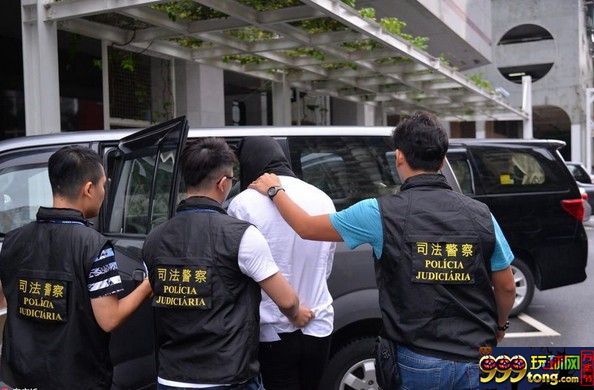 博彩资讯：澳门赌场主任涉嫌偷取1300万筹码 输光后自首